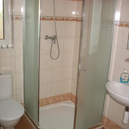 - Restaurace Na Vysince 3* Турнов