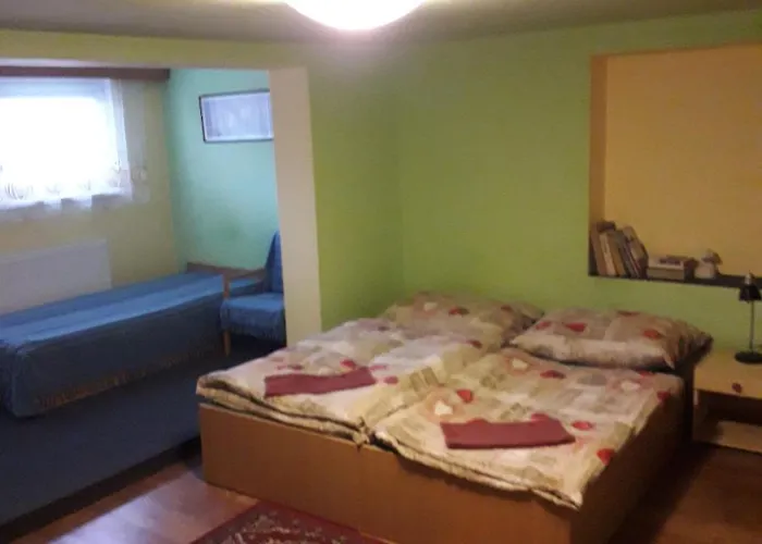 - Restaurace Na Výšince Penzion Turnov